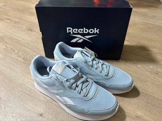 Zapatillas Reebok Azul y Blanco