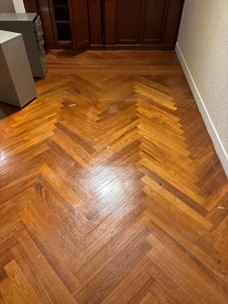 Suelo de madera maciza de roble