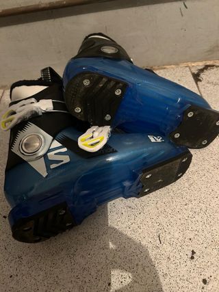 Esquís Fischer RC4 Race JR 110 + Botas Salomon