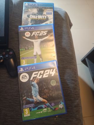 PS4 (Playstation 4) Negra + 2 Mandos + 3 Juegos