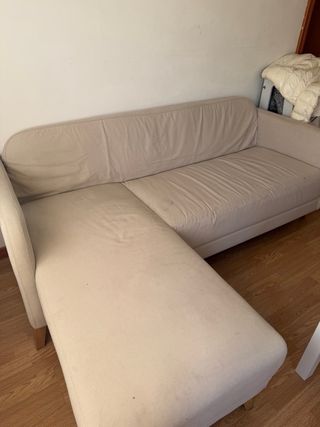 Sofá modular Ikea beige con apoya pies