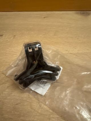 Gancho para maletero Tesla