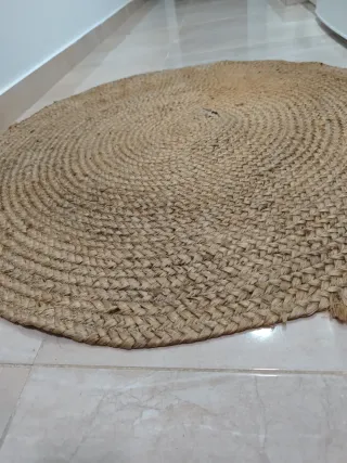 Alfombra redonda de yute beige y marrón
