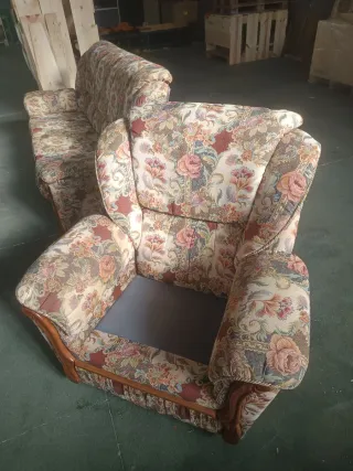 Sofá y sillón floral