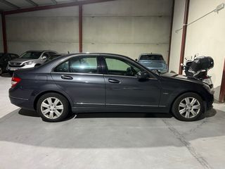 Mercedes-Benz Clase C 2010