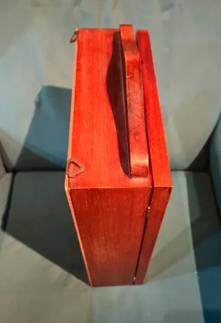 Mini vetrina in legno e vetro