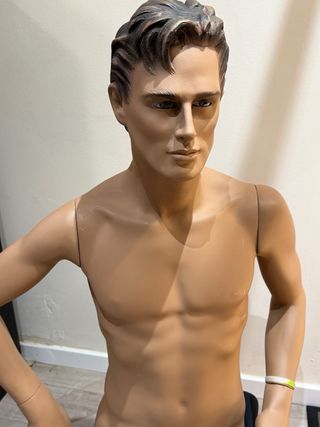 Busto Maniquí Hombre Beige