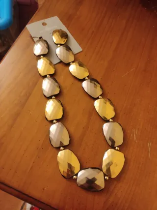 Collar Dorado y Plateado