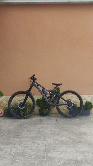 Mondraker Dune R Enduro Full Carbono