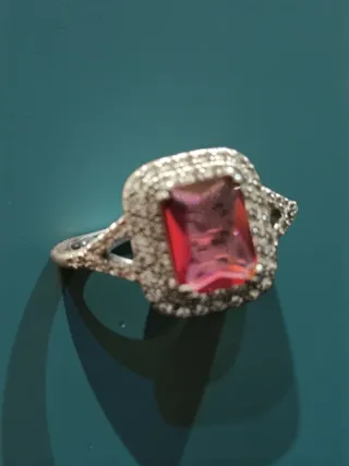 Anillo vintage pedida piedra preciosa