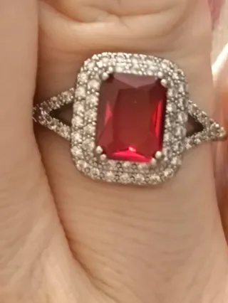 Anillo vintage pedida piedra preciosa