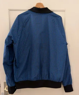 Chaqueta Adidas a cuadros azul y negra