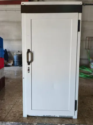 Armario de aluminio blanco