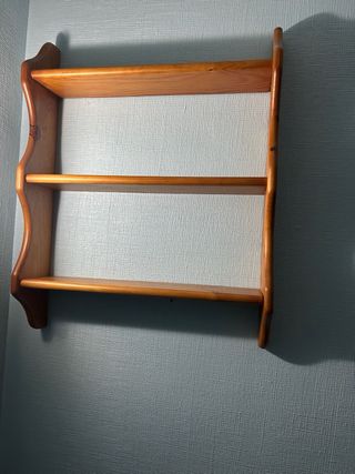 Estanterías de madera (2 unidades)