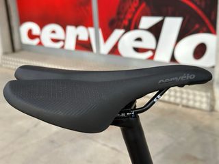 CERVELO ASPERO 2025 GRX820 MAVIC