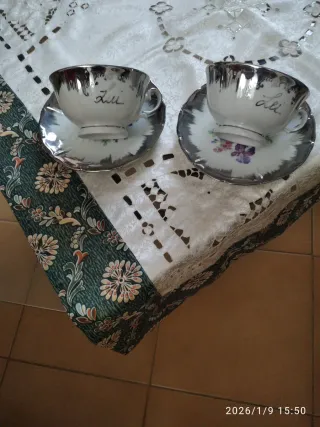 Servizio 2 tazze da tè con piattini lui e lei