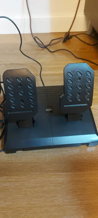 Volante Mario Kart Nintendo con pedales