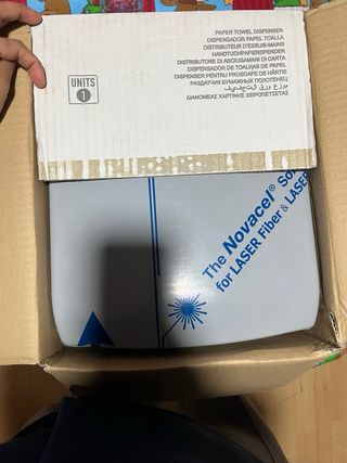 Dispensador Papel Toalla Mediclinics