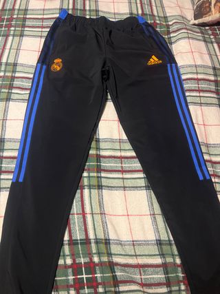Pantalón Real Madrid Adidas T.16 o XL DE NIÑO