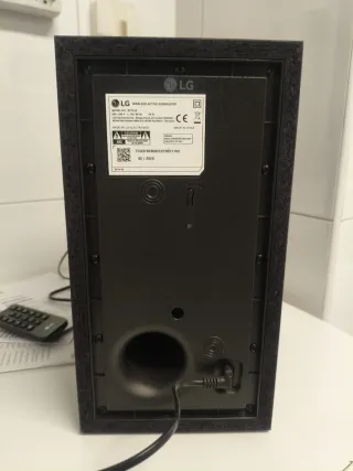 Barra de Sonido y Subwoofer LG