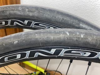 URGE HOY! 2 PORTA CARBONO +2 RUEDA CONTI BICI 25mm