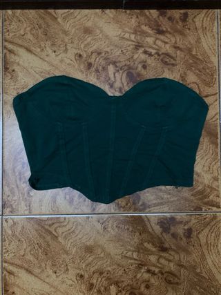 Top verde tipo corsé