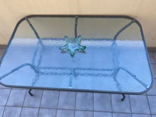 Mesa de jardín cristal y metal negra