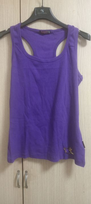 Camiseta tirantes mujer morada