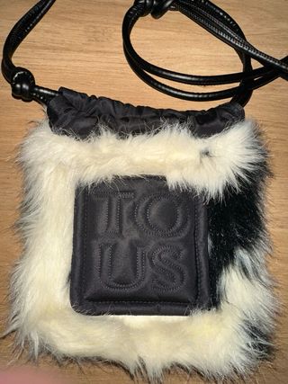 Bolso Tous de pelo sintético. Colección Empire Fur