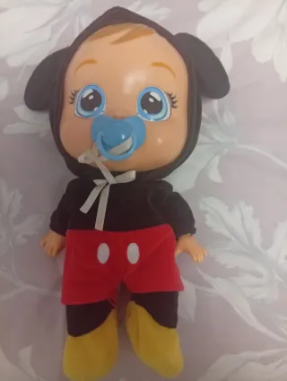 Muñeco Bebé Llorón con accesorios