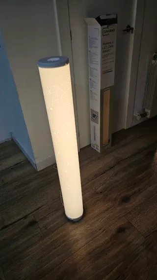 Lámpara de pie LED estrellas multicolor