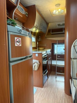 Autocaravana Mc Louis/garaje moto/horno/alta gama