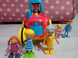 Juego Familia Agricultores con Tractor