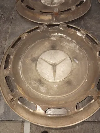 Tapacubos Mercedes Metal