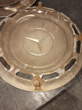 Tapacubos Mercedes Metal