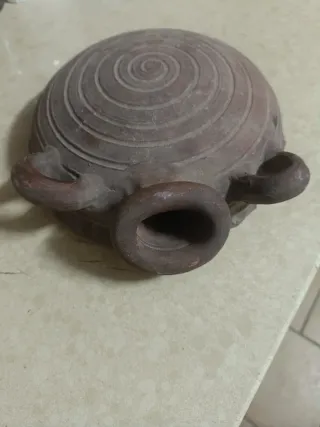 Cantimplora de terracota o botijo/búcaro antiguo