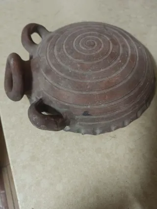 Cantimplora de terracota o botijo/búcaro antiguo