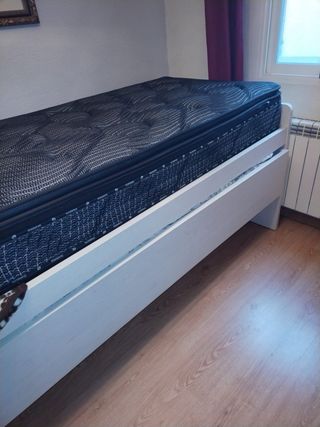 Cama nido + colchón + 2 muebles