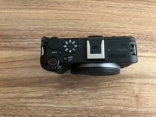 Canon EOS R50 V + Lente 14-45mm