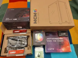 PC Gaming recién montado. Nuevo a estrenar.