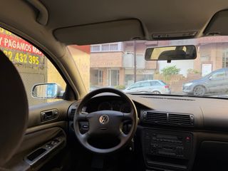 Volkswagen Passat 2002