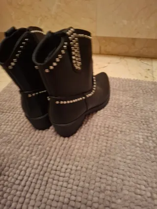 Botín mujer tachuelas negro talla 37