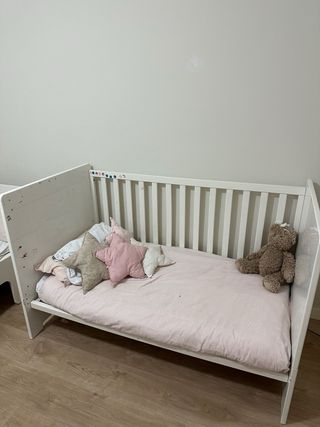 Cuna 140x70cm + Colchón hasta 5 años