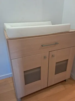 Cambiador bebé madera con colchoneta