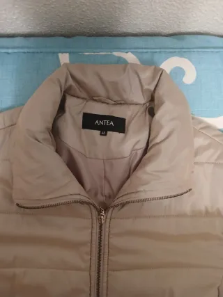 Chaqueta beige mujer talla 48
