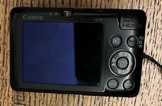 Canon Digital IXUS 100 IS - Fotocamera Nera