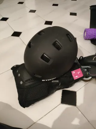 Patines en línea negros con detalles rosas