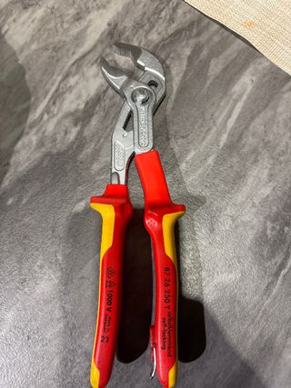 Alicates Knipex Pico de loro 250mm