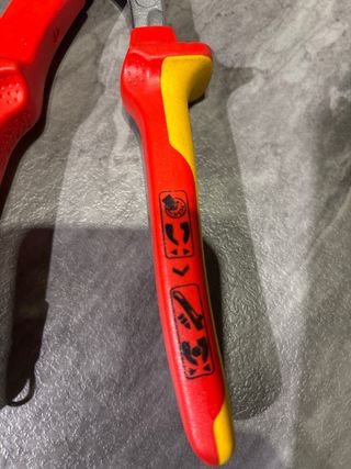 Alicates Knipex Pico de loro 250mm