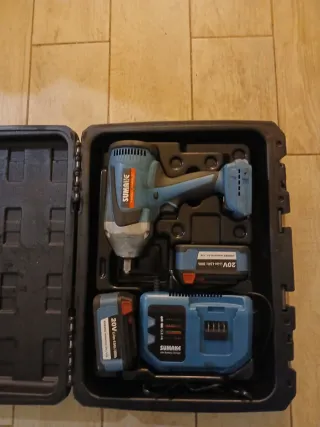 Taladro de impacto SUMAKE 20V